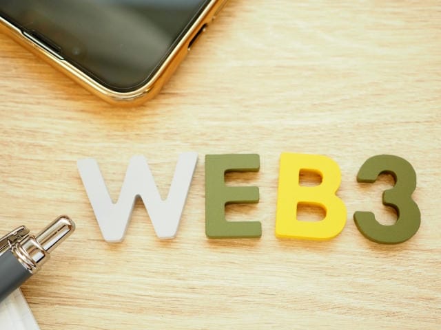 詐欺とは違うフォルスクラブに注目が集まっています